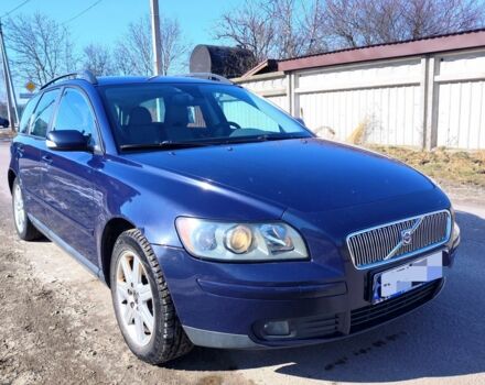 Синий Вольво В50, объемом двигателя 2 л и пробегом 300 тыс. км за 2600 $, фото 1 на Automoto.ua