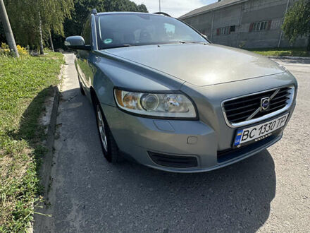Вольво V50 2007 у Львові на Automoto.ua Синій Вольво V50, об'ємом двигуна 1.8 л та пробігом 207 тис. км за 5500 $, фото 1 на Automoto.ua
