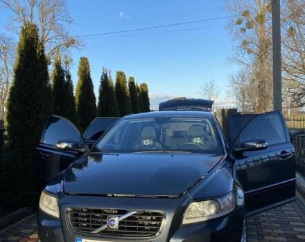 Вольво В50 2008 в Горохов на Automoto.ua Синий Вольво В50, объемом двигателя 1.56 л и пробегом 270 тыс. км за 5800 $, фото 1 на Automoto.ua