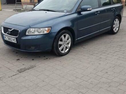 Вольво V50 2008 у Копичинці на Automoto.ua Синій Вольво V50, об'ємом двигуна 2 л та пробігом 240 тис. км за 7800 $, фото 1 на Automoto.ua