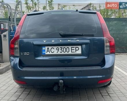 Синий Вольво В50, объемом двигателя 1.6 л и пробегом 291 тыс. км за 6300 $, фото 1 на Automoto.ua
