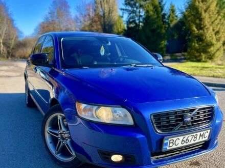 Синій Вольво V50, об'ємом двигуна 1.6 л та пробігом 291 тис. км за 7000 $, фото 1 на Automoto.ua