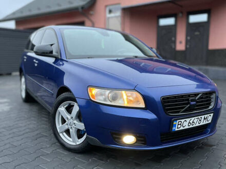 Синий Вольво В50, объемом двигателя 1.56 л и пробегом 292 тыс. км за 6700 $, фото 1 на Automoto.ua