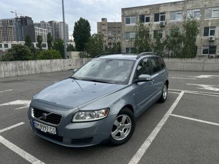 Вольво В50 2009 в Киеве на Automoto.ua Синий Вольво В50, объемом двигателя 1.6 л и пробегом 358 тыс. км за 6900 $, фото 1 на Automoto.ua