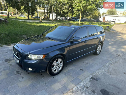 Синій Вольво V50, об'ємом двигуна 2 л та пробігом 227 тис. км за 7700 $, фото 1 на Automoto.ua