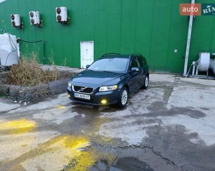 Синий Вольво В50, объемом двигателя 2 л и пробегом 234 тыс. км за 8300 $, фото 1 на Automoto.ua