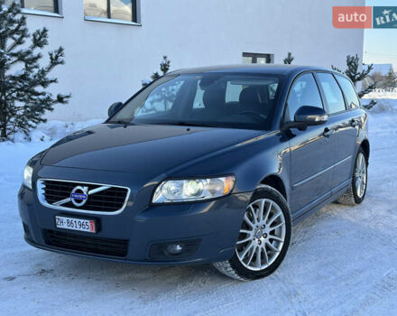 Синий Вольво В50, объемом двигателя 2 л и пробегом 209 тыс. км за 9700 $, фото 1 на Automoto.ua