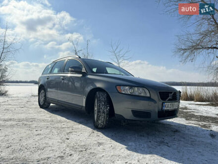 Вольво V50 2011 у Горішні Плавні (Комсомольськ) на Automoto.ua Синій Вольво V50, об'ємом двигуна 1.6 л та пробігом 253 тис. км за 7790 $, фото 1 на Automoto.ua