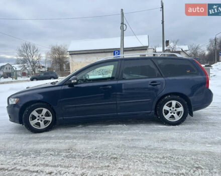 Синий Вольво В50, объемом двигателя 1.56 л и пробегом 290 тыс. км за 6900 $, фото 1 на Automoto.ua