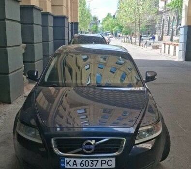 Синій Вольво V50, об'ємом двигуна 1.6 л та пробігом 110 тис. км за 8570 $, фото 1 на Automoto.ua