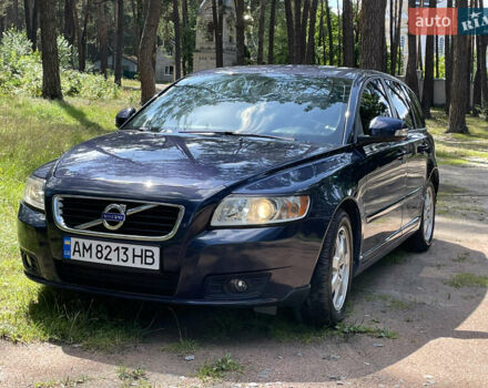 Синій Вольво V50, об'ємом двигуна 1.6 л та пробігом 268 тис. км за 8100 $, фото 1 на Automoto.ua