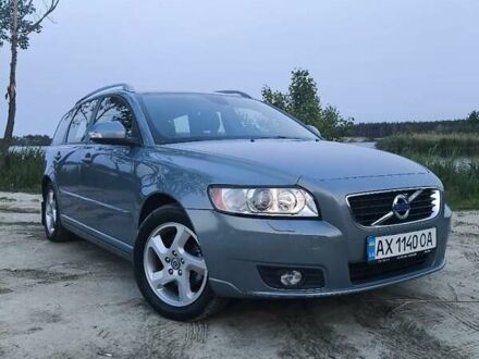 Вольво V50 2012 у Харкові на Automoto.ua Синій Вольво V50, об'ємом двигуна 1.56 л та пробігом 207 тис. км за 8400 $, фото 1 на Automoto.ua