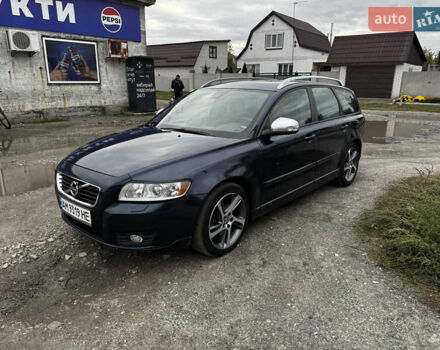 Синій Вольво V50, об'ємом двигуна 1.6 л та пробігом 319 тис. км за 8200 $, фото 1 на Automoto.ua