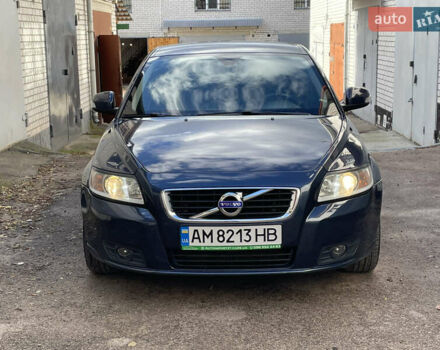 Вольво В50 2012 в Житомире на Automoto.ua Синий Вольво В50, объемом двигателя 1.56 л и пробегом 268 тыс. км за 7800 $, фото 1 на Automoto.ua