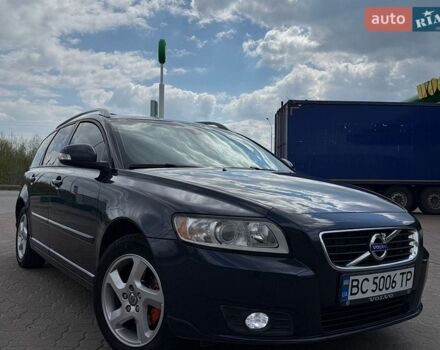 Синій Вольво V50, об'ємом двигуна 1.6 л та пробігом 230 тис. км за 8700 $, фото 1 на Automoto.ua