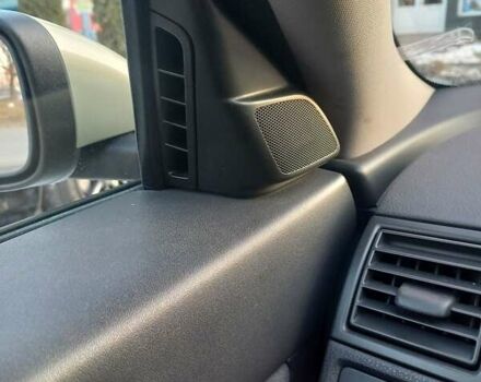 Зеленый Вольво В50, объемом двигателя 2.4 л и пробегом 332 тыс. км за 6900 $, фото 30 на Automoto.ua