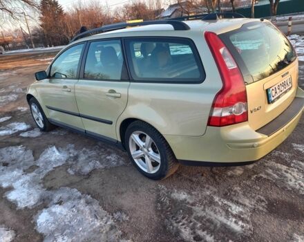 Зеленый Вольво В50, объемом двигателя 2.4 л и пробегом 332 тыс. км за 6000 $, фото 14 на Automoto.ua