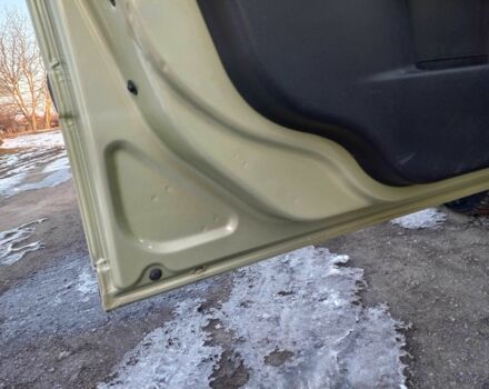 Зеленый Вольво В50, объемом двигателя 2.4 л и пробегом 332 тыс. км за 6000 $, фото 16 на Automoto.ua