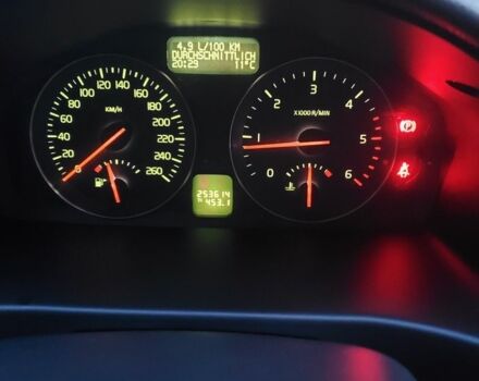 Зелений Вольво V50, об'ємом двигуна 1.6 л та пробігом 253 тис. км за 6099 $, фото 7 на Automoto.ua