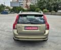 Зеленый Вольво В50, объемом двигателя 2.5 л и пробегом 180 тыс. км за 9999 $, фото 2 на Automoto.ua