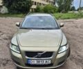 Зелений Вольво V50, об'ємом двигуна 2 л та пробігом 252 тис. км за 6200 $, фото 1 на Automoto.ua