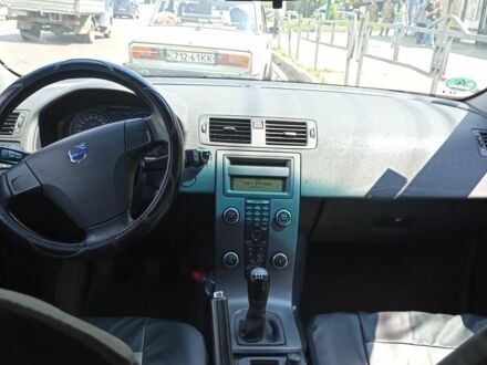 Вольво V50 2008 у Житомирі на Automoto.ua Зелений Вольво V50, об'ємом двигуна 1.8 л та пробігом 237 тис. км за 5921 $, фото 1 на Automoto.ua
