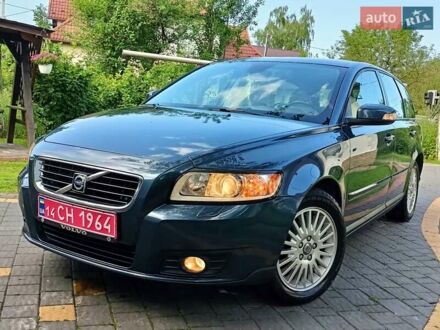 Вольво V50 2009 у Бориславе на Automoto.ua Зелений Вольво V50, об'ємом двигуна 1.6 л та пробігом 212 тис. км за 5899 $, фото 1 на Automoto.ua