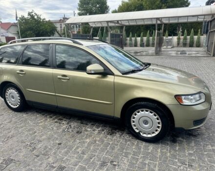 Зелений Вольво V50, об'ємом двигуна 1.6 л та пробігом 260 тис. км за 6095 $, фото 1 на Automoto.ua