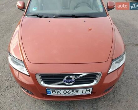 Оранжевый Вольво В50, объемом двигателя 2 л и пробегом 345 тыс. км за 8400 $, фото 14 на Automoto.ua