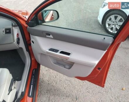 Оранжевый Вольво В50, объемом двигателя 2 л и пробегом 345 тыс. км за 8400 $, фото 22 на Automoto.ua