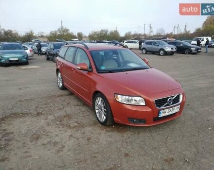 Оранжевый Вольво В50, объемом двигателя 2 л и пробегом 345 тыс. км за 8400 $, фото 35 на Automoto.ua