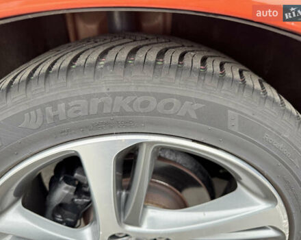 Оранжевый Вольво В50, объемом двигателя 1.6 л и пробегом 165 тыс. км за 8900 $, фото 26 на Automoto.ua