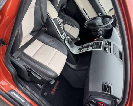 Оранжевый Вольво В50, объемом двигателя 1.6 л и пробегом 165 тыс. км за 8900 $, фото 21 на Automoto.ua