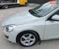 Белый Вольво B60, объемом двигателя 1.98 л и пробегом 390 тыс. км за 8750 $, фото 14 на Automoto.ua
