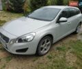 Белый Вольво B60, объемом двигателя 1.98 л и пробегом 211 тыс. км за 11000 $, фото 5 на Automoto.ua