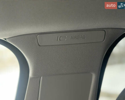 Белый Вольво B60, объемом двигателя 2.4 л и пробегом 203 тыс. км за 12699 $, фото 47 на Automoto.ua