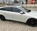 Белый Вольво B60, объемом двигателя 1.98 л и пробегом 390 тыс. км за 8750 $, фото 28 на Automoto.ua