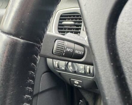 Білий Вольво B60, об'ємом двигуна 2.4 л та пробігом 200 тис. км за 10650 $, фото 56 на Automoto.ua