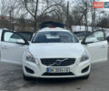 Белый Вольво B60, объемом двигателя 2.4 л и пробегом 203 тыс. км за 12699 $, фото 18 на Automoto.ua