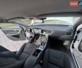 Білий Вольво B60, об'ємом двигуна 2.4 л та пробігом 200 тис. км за 10650 $, фото 41 на Automoto.ua