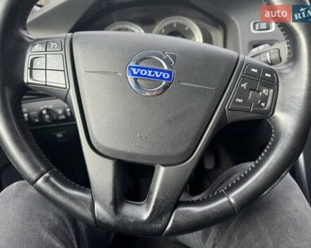 Білий Вольво B60, об'ємом двигуна 2.4 л та пробігом 200 тис. км за 10650 $, фото 48 на Automoto.ua