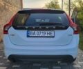 Белый Вольво B60, объемом двигателя 1.98 л и пробегом 330 тыс. км за 9500 $, фото 5 на Automoto.ua
