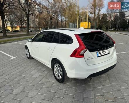 Білий Вольво B60, об'ємом двигуна 2.4 л та пробігом 200 тис. км за 10650 $, фото 5 на Automoto.ua