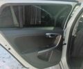 Белый Вольво B60, объемом двигателя 1.98 л и пробегом 250 тыс. км за 8900 $, фото 12 на Automoto.ua