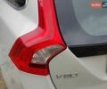 Белый Вольво B60, объемом двигателя 1.98 л и пробегом 211 тыс. км за 11000 $, фото 10 на Automoto.ua
