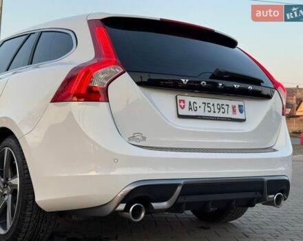 Білий Вольво B60, об'ємом двигуна 2 л та пробігом 265 тис. км за 12899 $, фото 71 на Automoto.ua