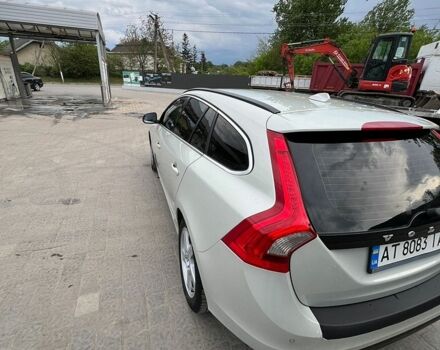 Белый Вольво B60, объемом двигателя 1.98 л и пробегом 390 тыс. км за 8740 $, фото 11 на Automoto.ua