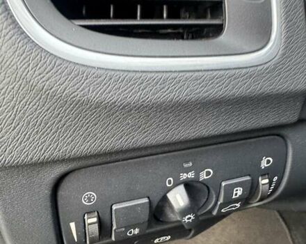 Білий Вольво B60, об'ємом двигуна 2.4 л та пробігом 200 тис. км за 10650 $, фото 51 на Automoto.ua