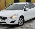 Белый Вольво B60, объемом двигателя 2.4 л и пробегом 203 тыс. км за 12600 $, фото 12 на Automoto.ua