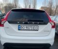 Белый Вольво B60, объемом двигателя 1.56 л и пробегом 198 тыс. км за 9900 $, фото 4 на Automoto.ua